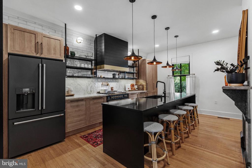 33 E CHESTNUT AVE, Merchantville, NJ 08109 — photo 5
