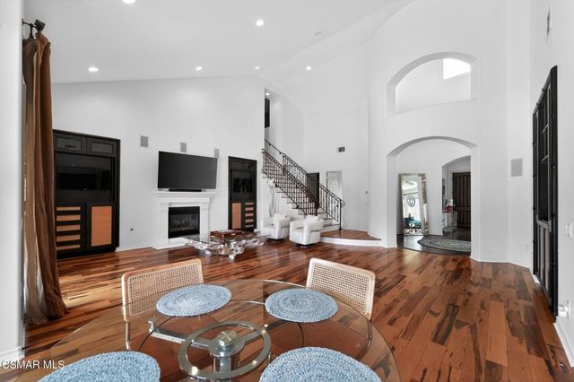 9651 Sagebrush Avenue, Chatsworth, CA 91311