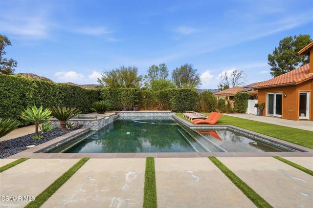 9651 Sagebrush Avenue, Chatsworth, CA 91311