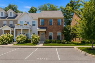 5018 Isabella Ln, Hendersonville, TN 37075