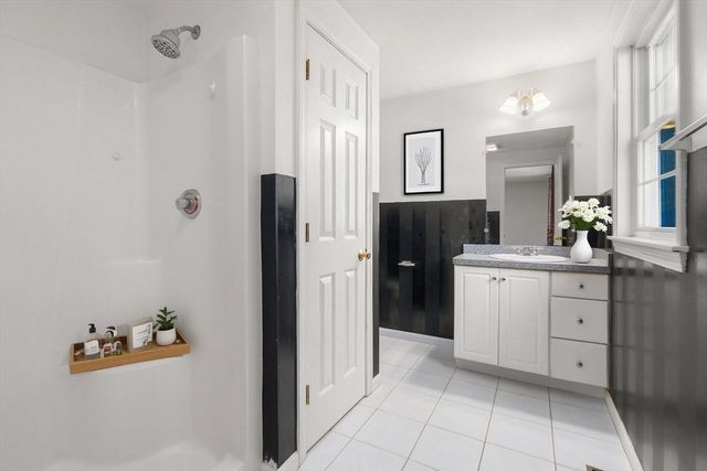 11 Brackett Road A, Framingham, MA 01702