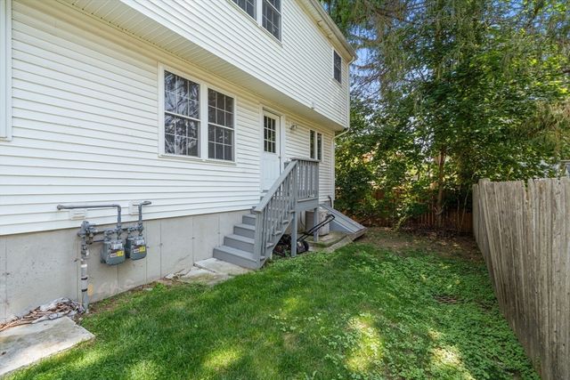 11 Brackett Road A, Framingham, MA 01702