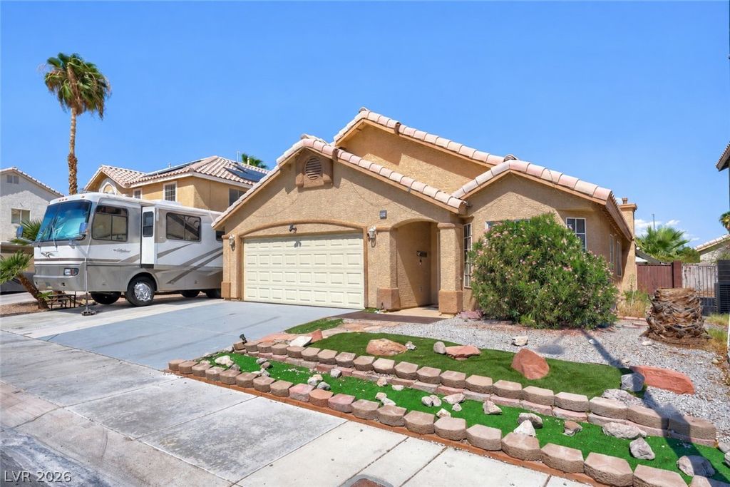 7004 Magic Window Avenue, Las Vegas, NV 89130 — photo 5