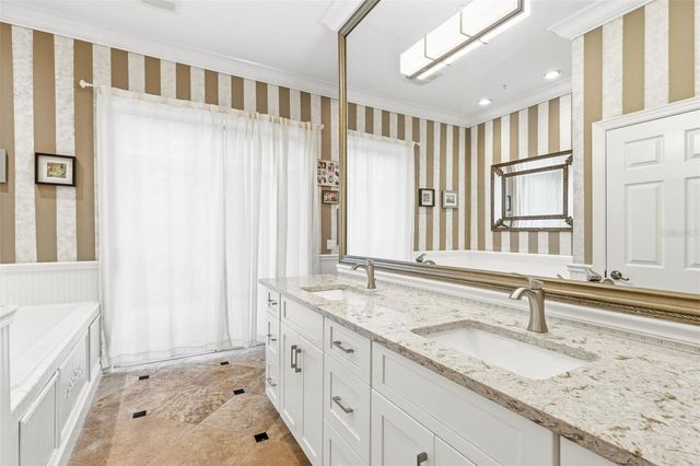 8617 E 51ST TERRACE, Bradenton, FL 34211