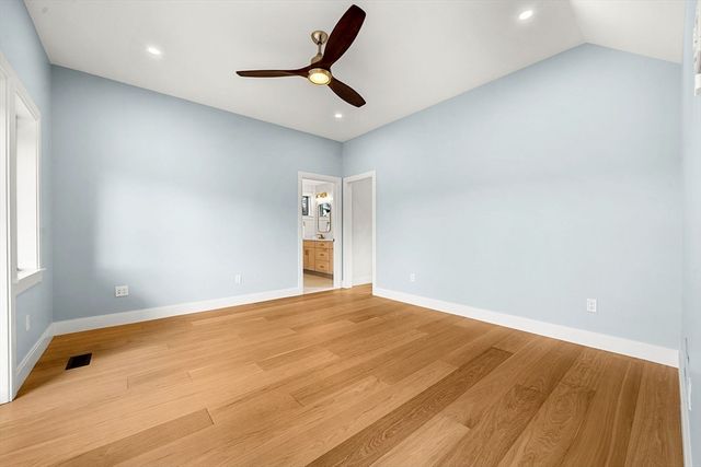 12 Woodward Ave, Gloucester, MA 01930