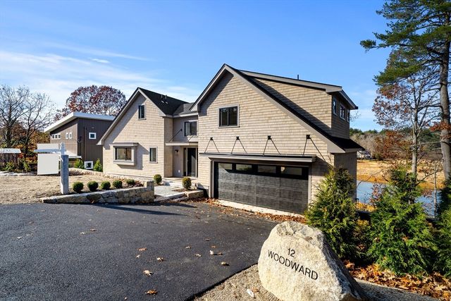 12 Woodward Ave, Gloucester, MA 01930