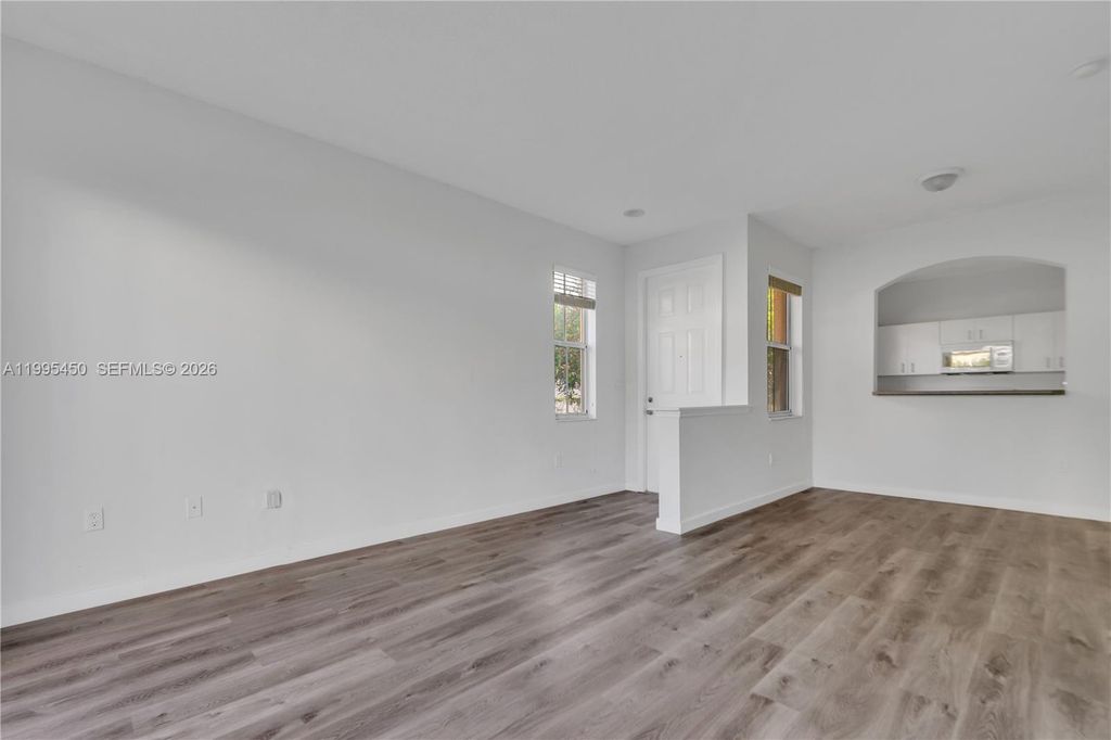 963 NE 42nd Ter 963, Homestead, FL 33033