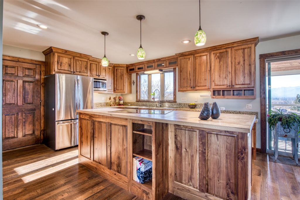 381 Sky West Lane, Hamilton, MT 59840 photo 22