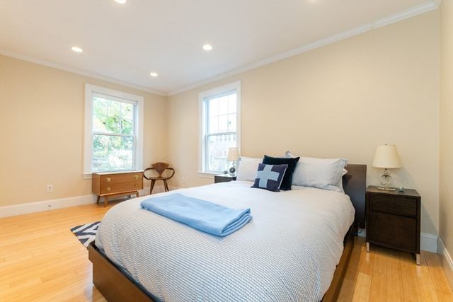 417 Walden St 417, Cambridge, MA 02138