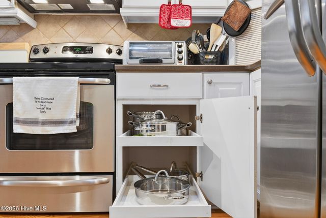 104 Farmers Rest Court, Carolina Shores, NC 28467