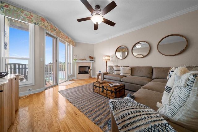 158 BRENT CIRCLE, Oldsmar, FL 34677