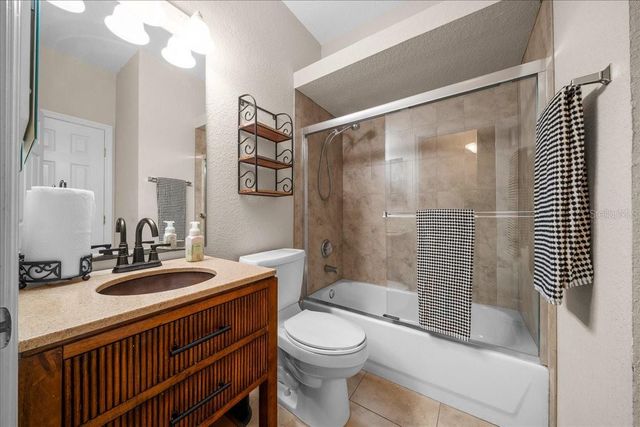 158 BRENT CIRCLE, Oldsmar, FL 34677