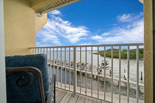 158 BRENT CIRCLE, Oldsmar, FL 34677