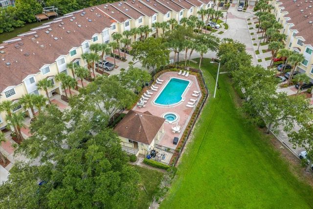 158 BRENT CIRCLE, Oldsmar, FL 34677