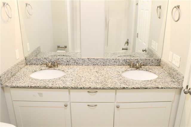 5007 Fieldstone Boulevard 2, Bentonville, AR 72712