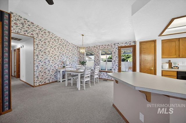 1579 E Falconrim Ct, Eagle, ID 83616