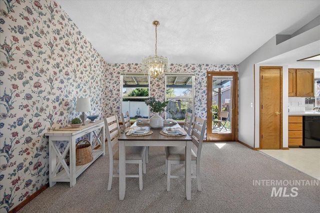 1579 E Falconrim Ct, Eagle, ID 83616