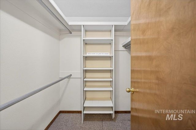 1579 E Falconrim Ct, Eagle, ID 83616