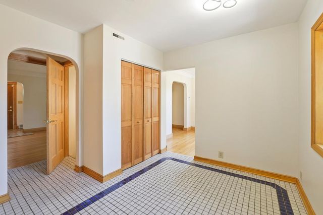 5744 Dupont Avenue S, Minneapolis, MN 55419