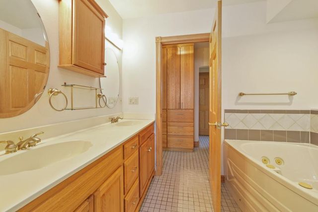 5744 Dupont Avenue S, Minneapolis, MN 55419