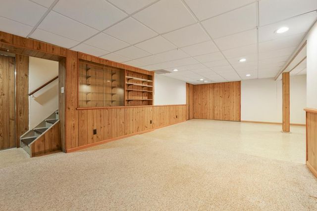 5744 Dupont Avenue S, Minneapolis, MN 55419