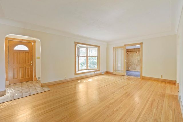 5744 Dupont Avenue S, Minneapolis, MN 55419