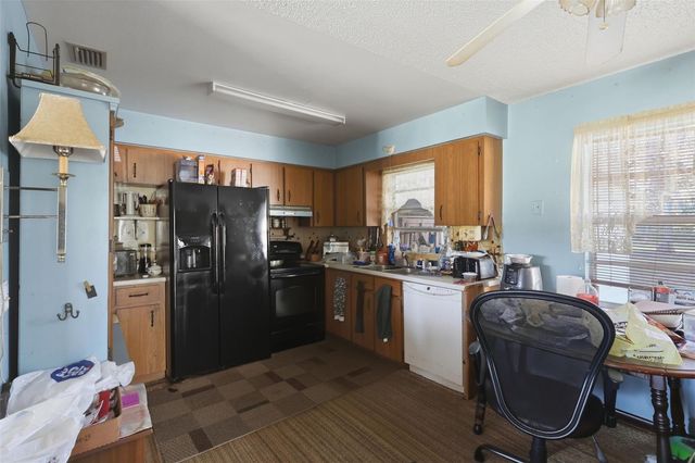 6102 LAKE WINONA ROAD, De Leon Springs, FL 32130