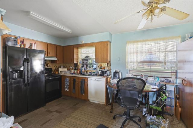 6102 LAKE WINONA ROAD, De Leon Springs, FL 32130