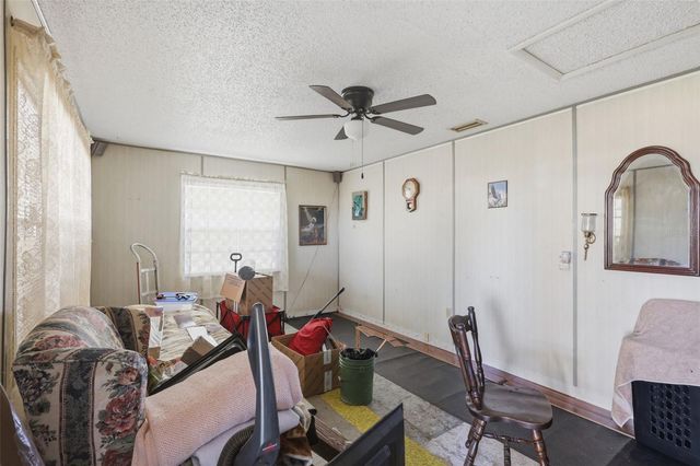 6102 LAKE WINONA ROAD, De Leon Springs, FL 32130