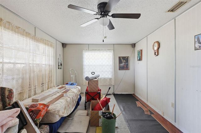 6102 LAKE WINONA ROAD, De Leon Springs, FL 32130