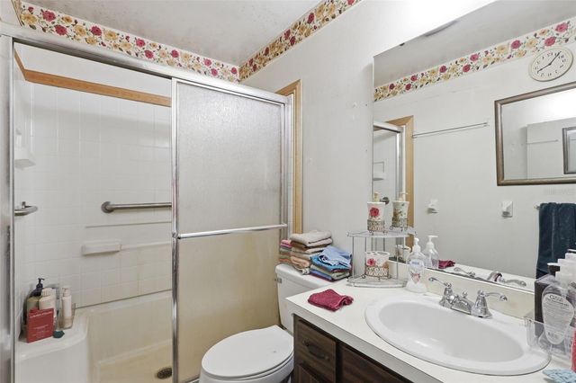 6102 LAKE WINONA ROAD, De Leon Springs, FL 32130