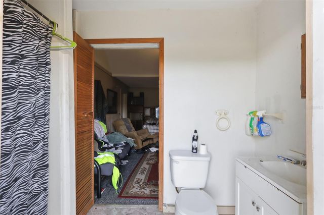 6102 LAKE WINONA ROAD, De Leon Springs, FL 32130