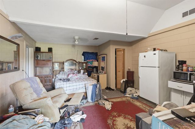 6102 LAKE WINONA ROAD, De Leon Springs, FL 32130