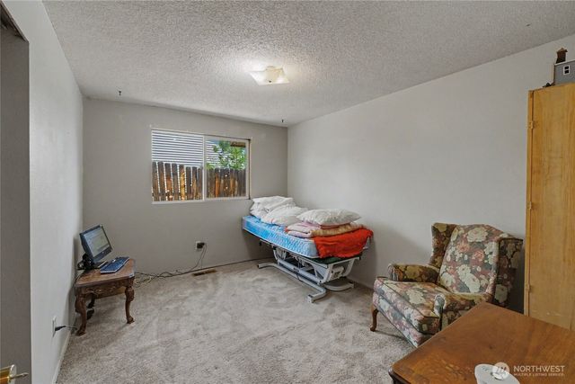 1121 Jean St SE, East Wenatchee, WA 98802