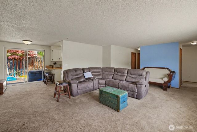 1121 Jean St SE, East Wenatchee, WA 98802