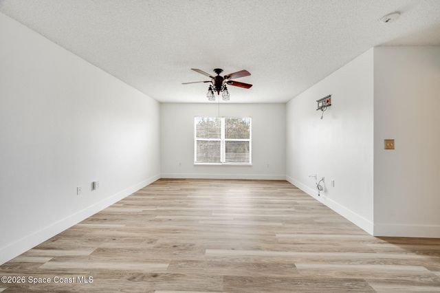 2250 Spring Creek Circle NE, Palm Bay, FL 32905