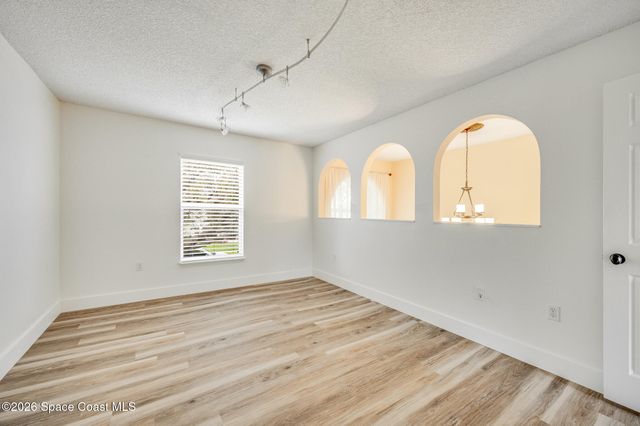 2250 Spring Creek Circle NE, Palm Bay, FL 32905