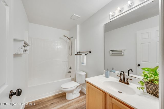 2250 Spring Creek Circle NE, Palm Bay, FL 32905