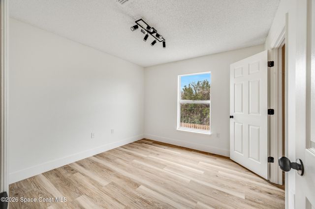 2250 Spring Creek Circle NE, Palm Bay, FL 32905