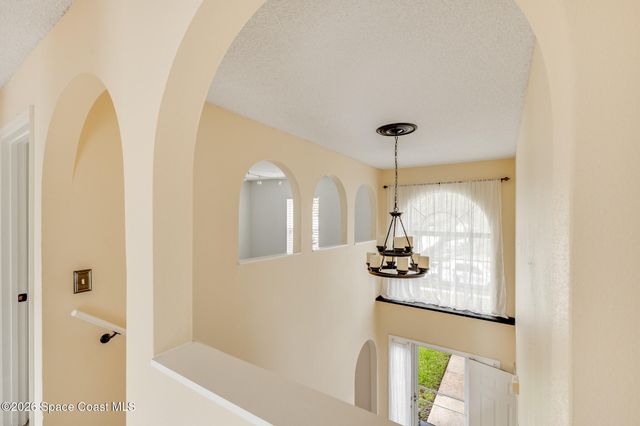 2250 Spring Creek Circle NE, Palm Bay, FL 32905