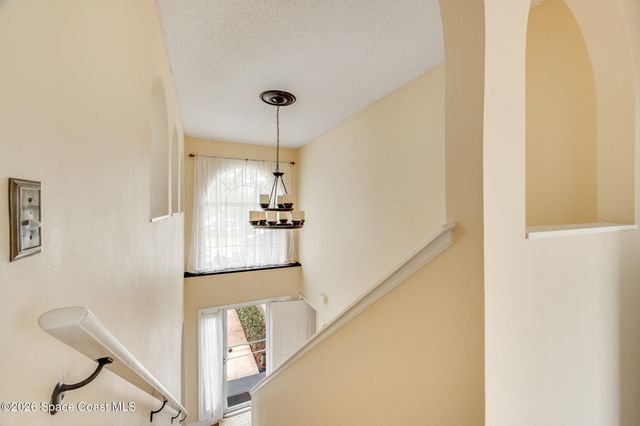 2250 Spring Creek Circle NE, Palm Bay, FL 32905