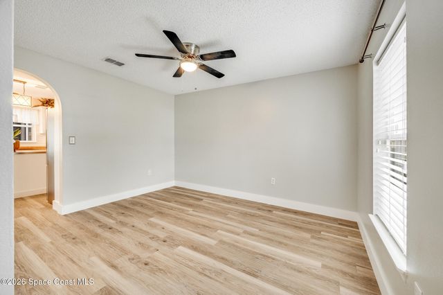 2250 Spring Creek Circle NE, Palm Bay, FL 32905