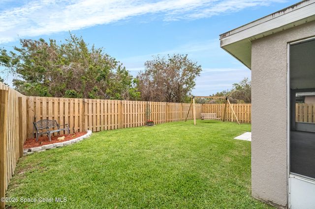 2250 Spring Creek Circle NE, Palm Bay, FL 32905