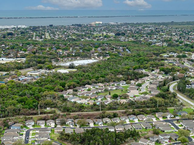2250 Spring Creek Circle NE, Palm Bay, FL 32905
