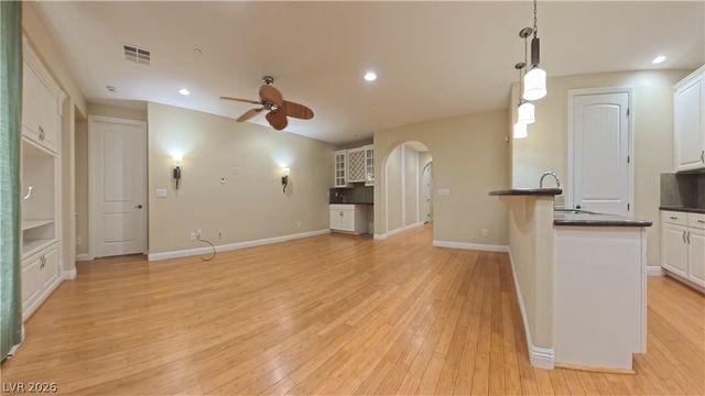 1274 Calcione Drive, Henderson, NV 89011