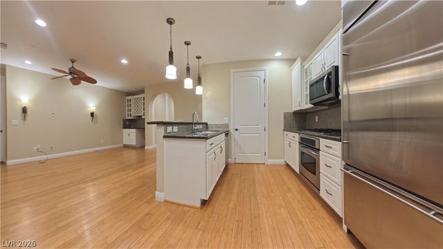 1274 Calcione Drive, Henderson, NV 89011