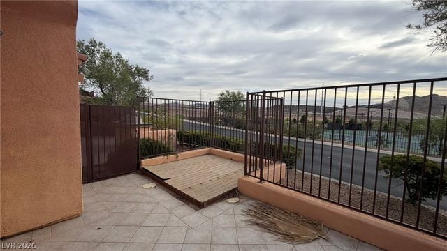1274 Calcione Drive, Henderson, NV 89011