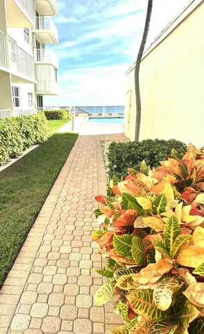 3540 S Ocean Boulevard 409, South Palm Beach, FL 33480