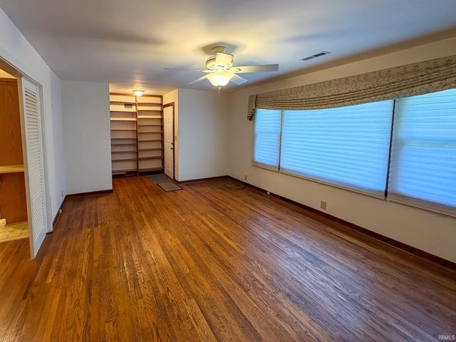 2007 Jackson Drive, Vincennes, IN 47591