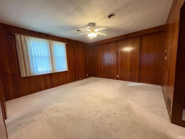 2007 Jackson Drive, Vincennes, IN 47591